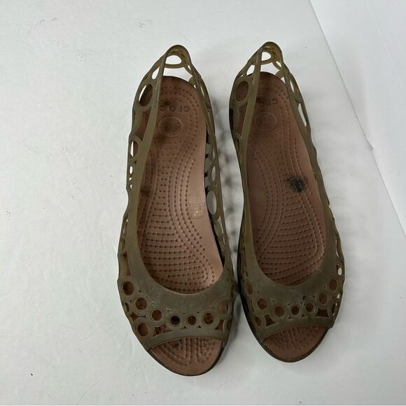 Crocs Brown Flats 8 Intricate circle Cut-Out Design - Picture 3 of 7